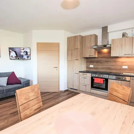 Dengg By Interhome 힙파흐