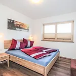 Dengg By Interhome * היפאך